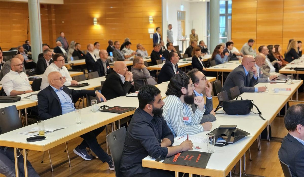 2025_09_29_senetics_Kooperationskongress_Medizintechnik_Auditorium_01 (Large)