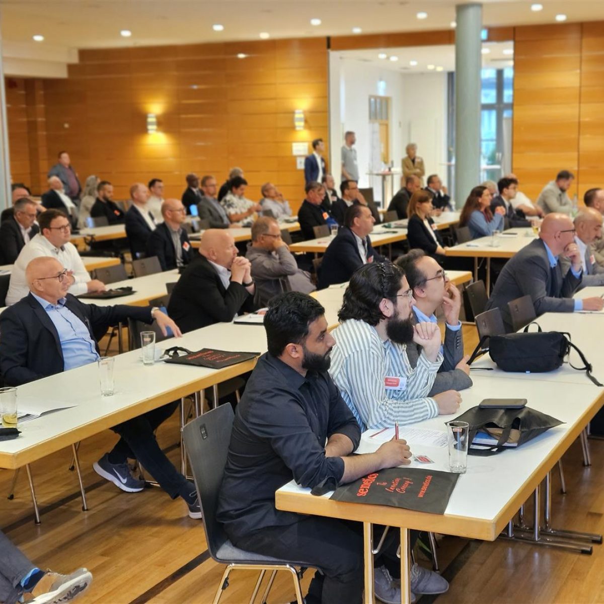 2025_09_29_senetics_Kooperationskongress_Medizintechnik_Auditorium_01 (Large)