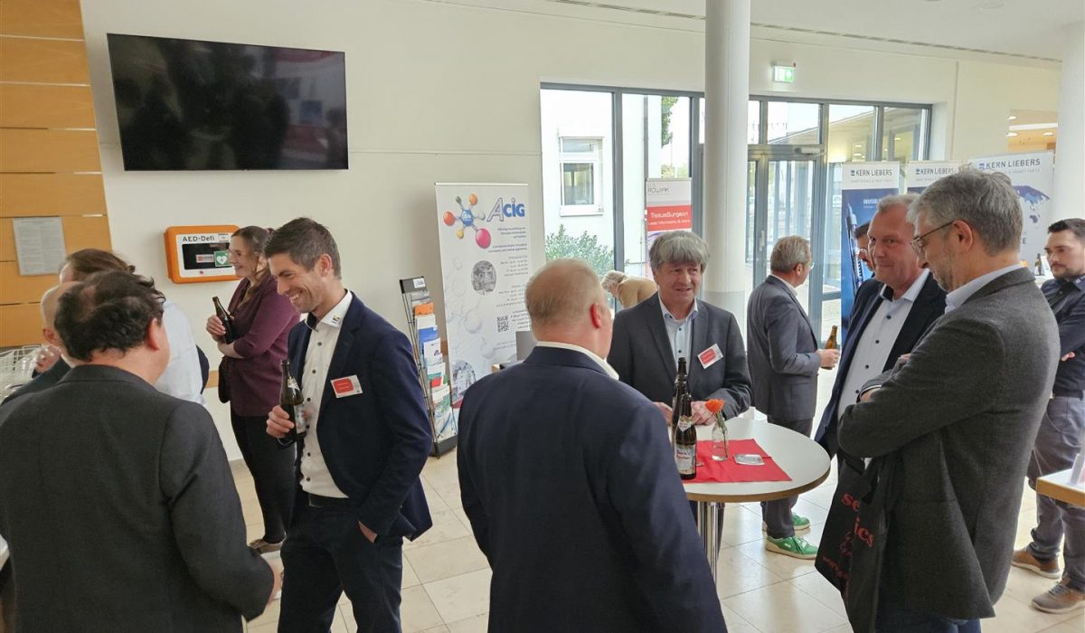 2025_09_29_senetics_Kooperationskongress_Medizintechnik_Impressionen_Ausstellung_02 (Large)