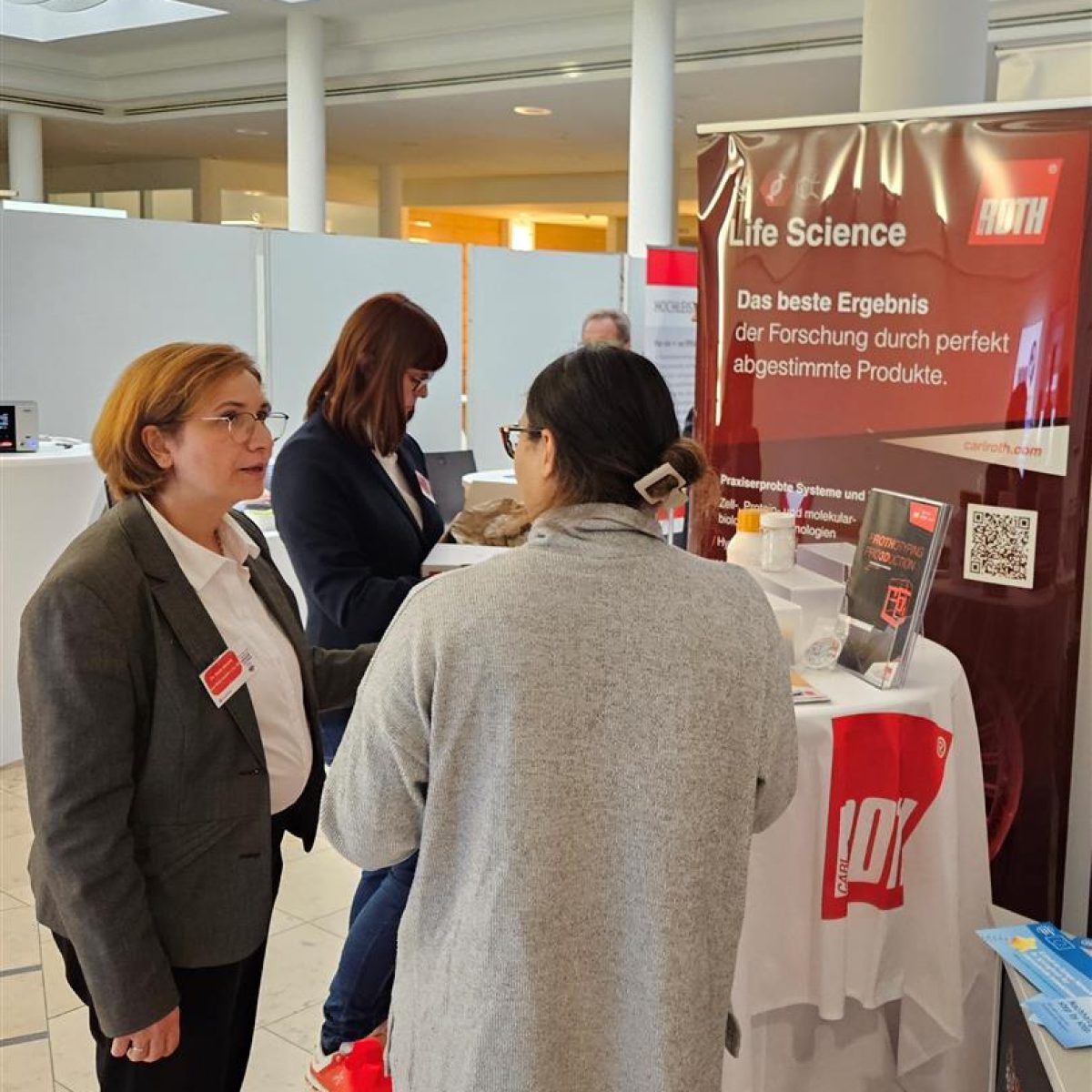 2025_09_29_senetics_Kooperationskongress_Medizintechnik_Impressionen_Ausstellung_09 (Large)