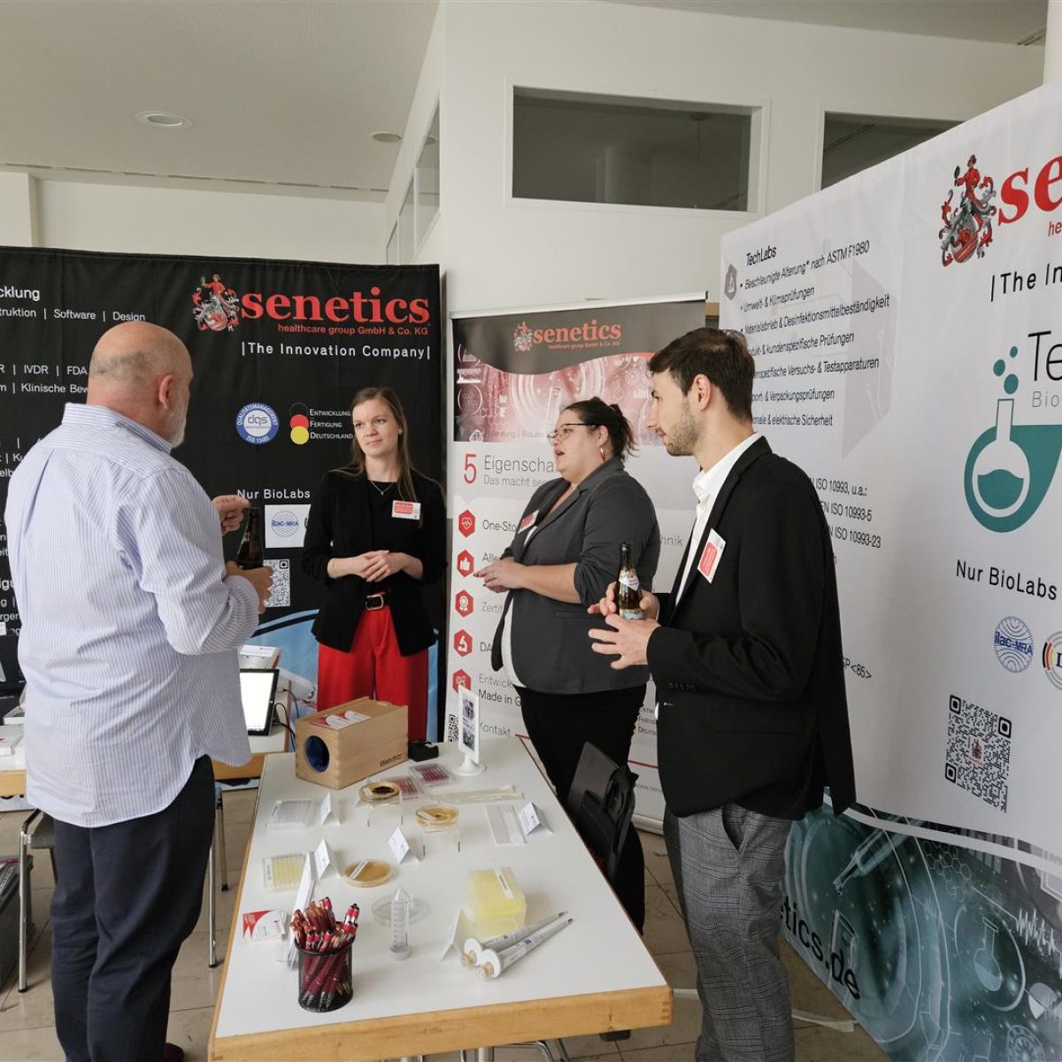 2025_09_29_senetics_Kooperationskongress_Medizintechnik_Impressionen_Ausstellung_26 (Large)