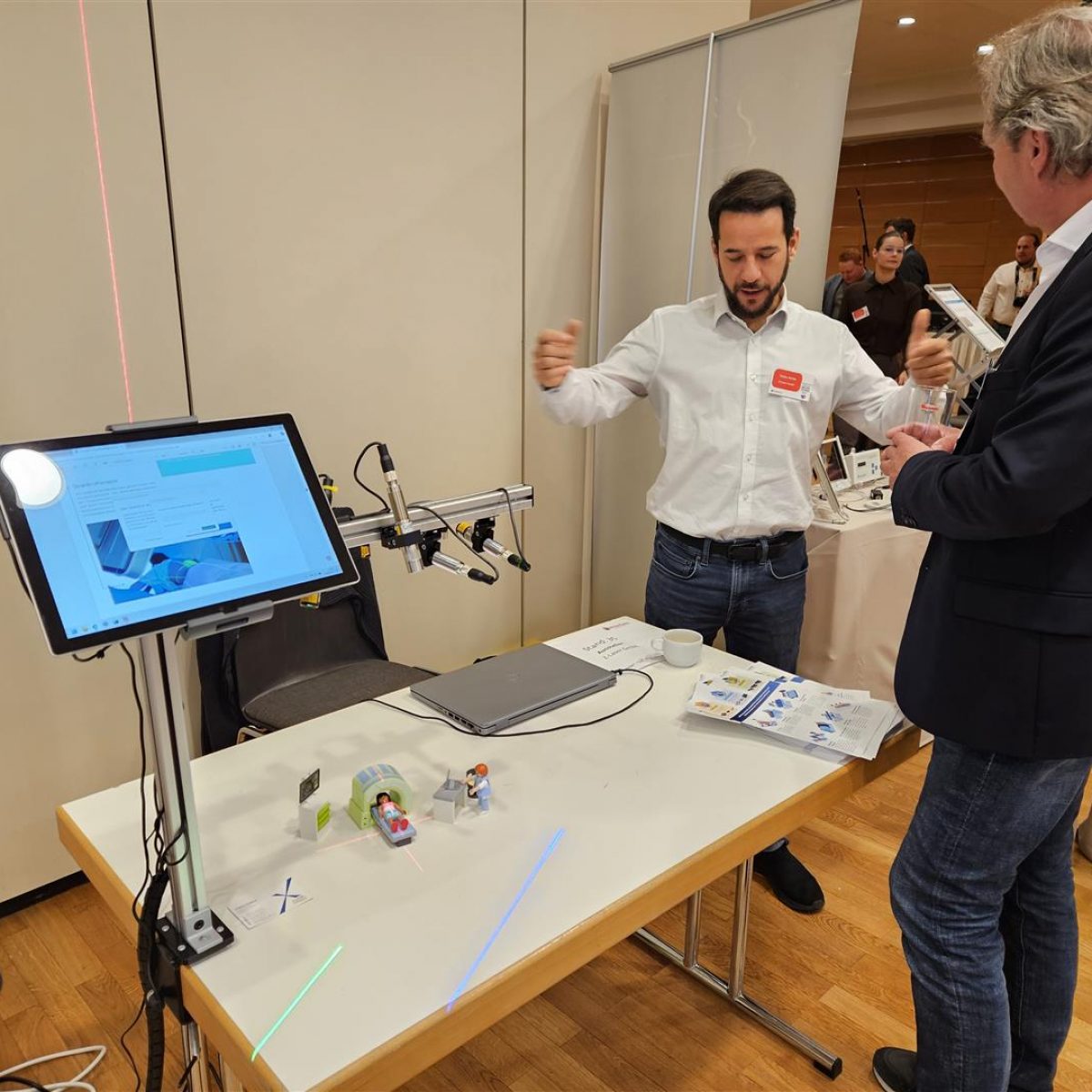 2025_09_29_senetics_Kooperationskongress_Medizintechnik_Impressionen_Ausstellung_37 (Large)